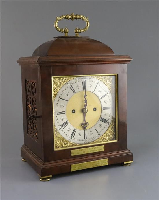 An early 20th century 17th century style walnut bracket clock, 12.5in.
